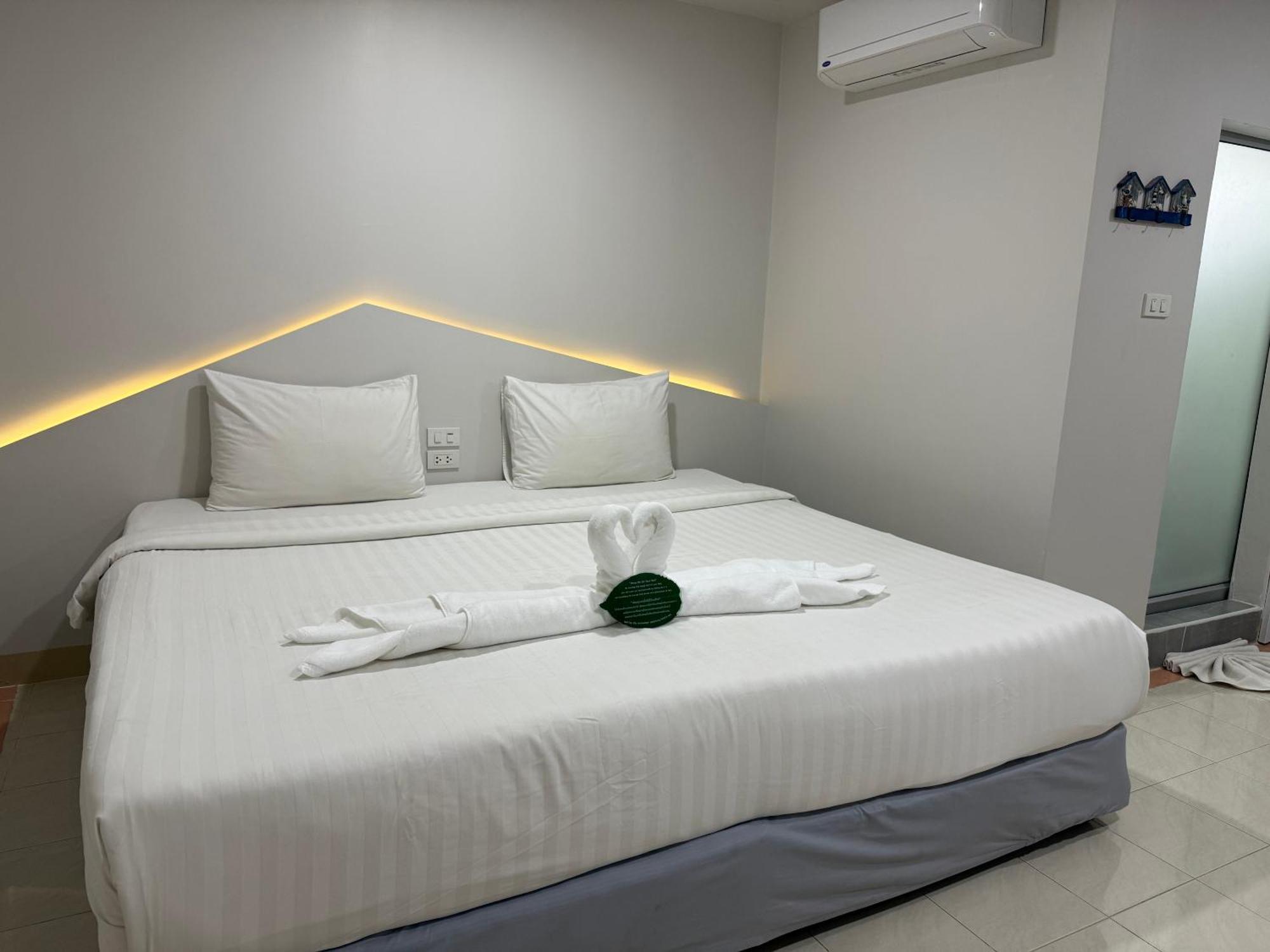 Bed By Boat @Nonthaburi Pier Aparthotel Exterior photo
