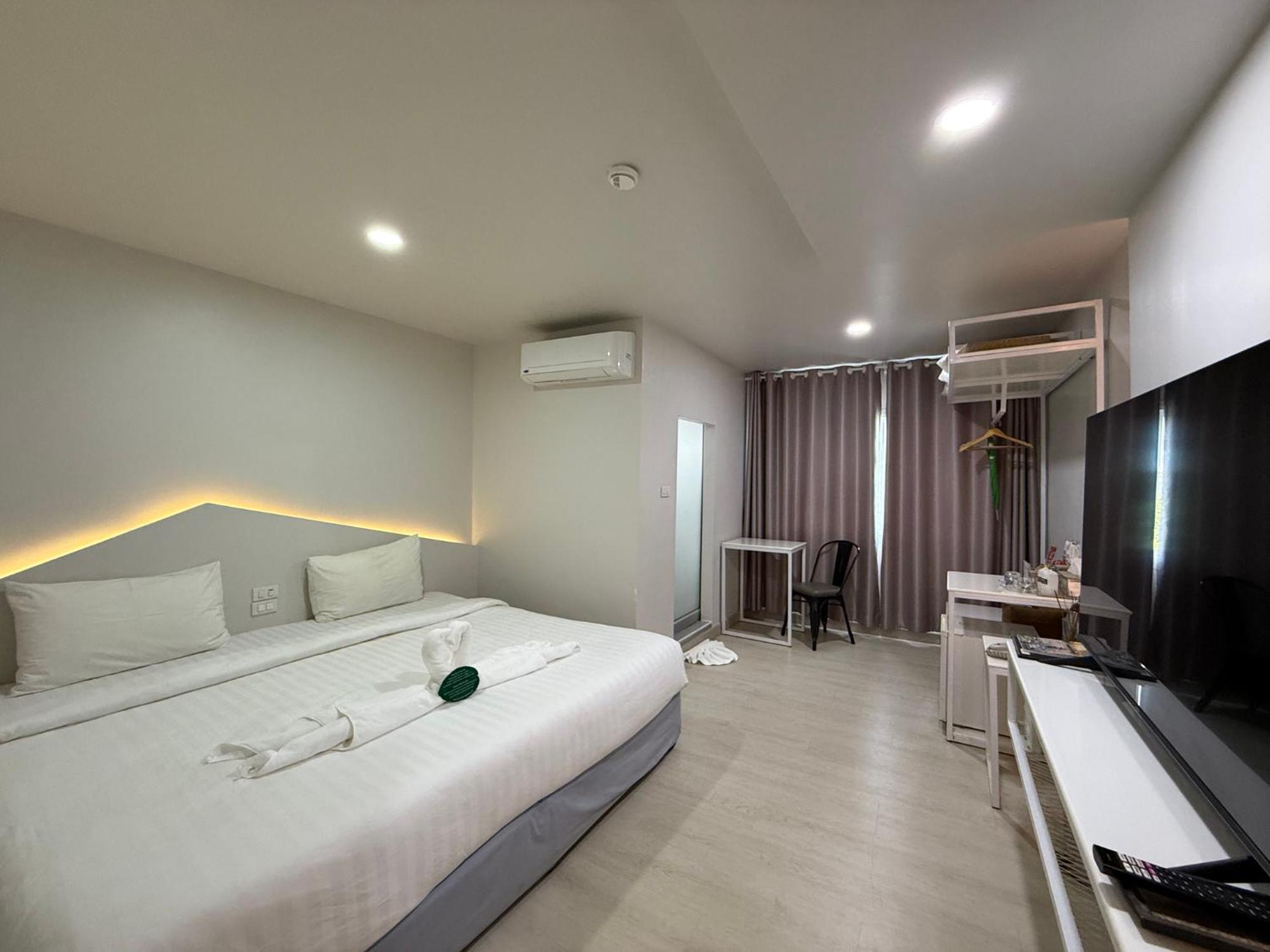 Bed By Boat @Nonthaburi Pier Aparthotel Exterior photo